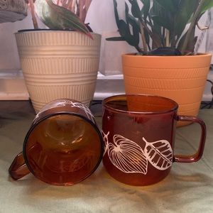 Glass Mugs with Leaf Pattern